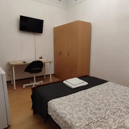 Acogedora habitación céntrica, con wifi GRATIS 1